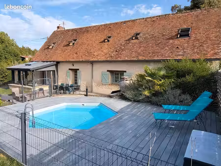 maison 11 pièces 162m2