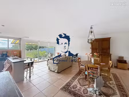 maison de village 5 pièces 136 m²