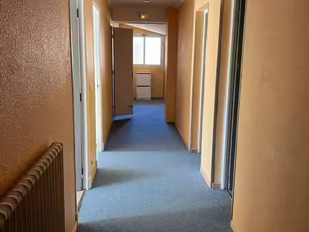plusieurs studios à louer centre seyne les alpes