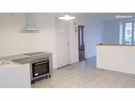 2 pièces 50m2 dans le centre de pithiviers