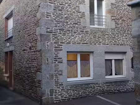 location maison centre ville à saint james 50240
