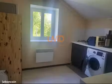 t2 à louer auzits