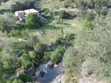 loue maison meublée 39 m2 + terrasse joannas sud ardèche à l’année possibilité au dans pet