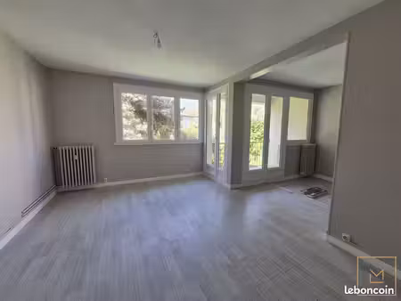 appartement 4 pièces 82 m²