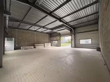 location locaux professionnels 1 pièce 200 m² à douvres-la-délivrande (14440)  1 170 €