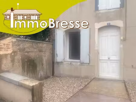 montrevel-en-bresse - a louer - studio plain-pied