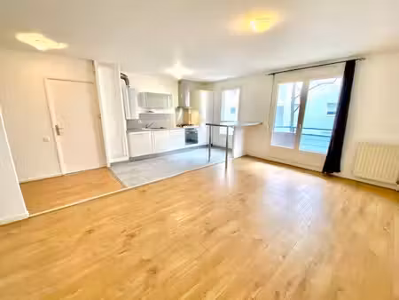 a louer - t3 de 63 59 m² - rue hanoi 69100 villeurbanne
