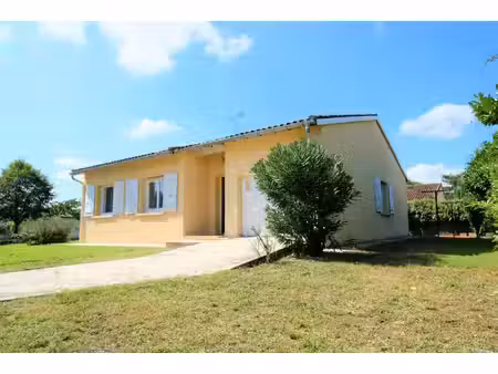 maison t4 plain pied 94m2 terrain 735m2 pour investisseur v