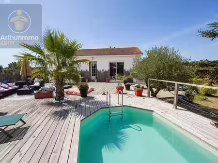 maison rénovée de 137m² avec vue sur une coulée verte