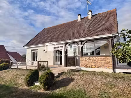 maison 6 pièces de 160 m2 dont 106 m2 habitables