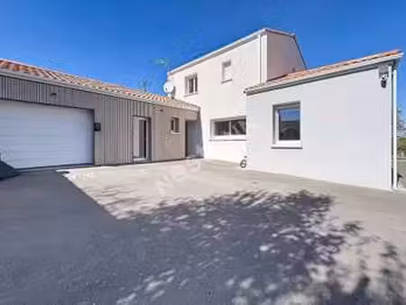 vente maison à oudon (44521) : à vendre / 156m² oudon