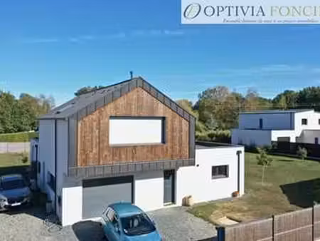 vente maison à guichen (35580) : à vendre / 160m² guichen