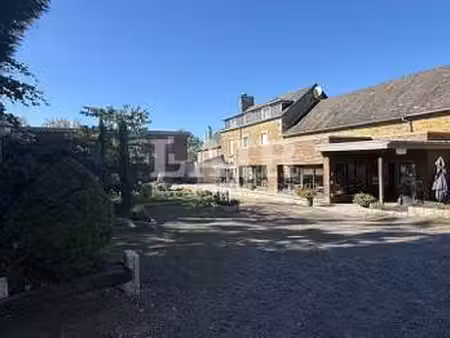 vente bureaux et commerces à alençon (61000) : à vendre / 1350m² alençon