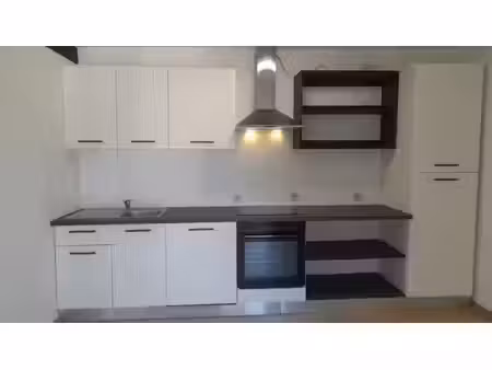 appartement 2 chambres 95 m² neufchâteau  0470/82 52 85
