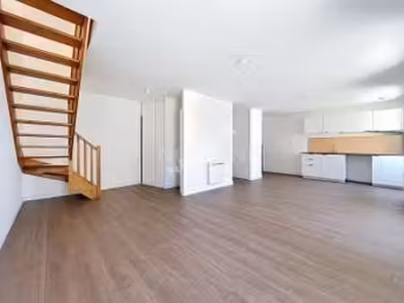 location appartement 3 pièces à orvault (44700) : à louer 3 pièces / 58m² orvault