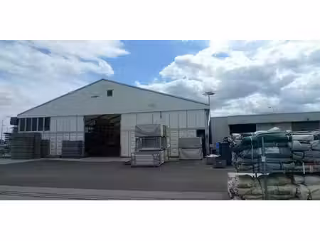 bâtiment d’entreprise à vendre à bree pour € 4.450.000