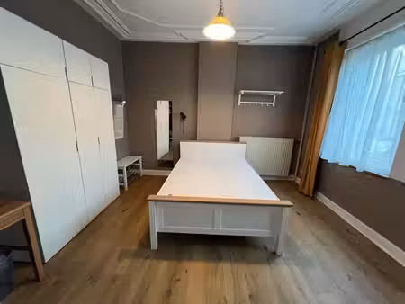 arlon - 3 chambres dans colocation de 4  rénovée et meublée