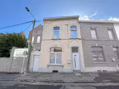 maison 4 ch  2 sdd  garage et jardin