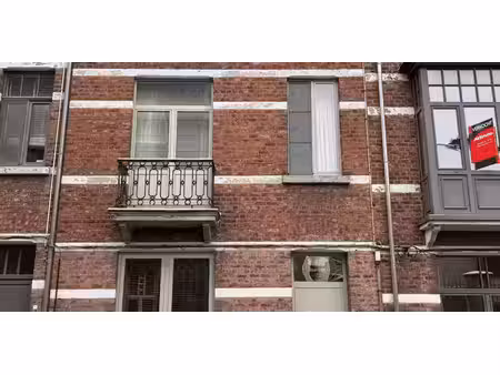 maison de maître à louer à sint-truiden pour € 1.200 avec 3 chambres à coucher