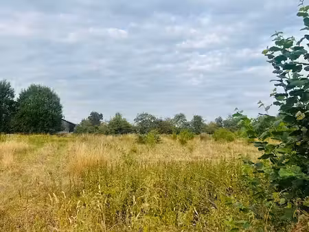 terrain de 850m² à léglise - belle opportunité