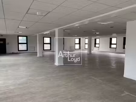 location bureaux évry-courcouronnes 91000 150m² à 672m²