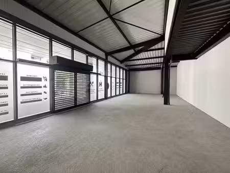 location commerce le havre 76600 105m²
