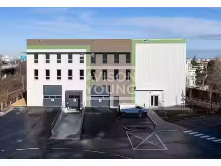 location local d’activités bondy 93140 1545m²