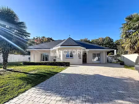 maison aux essarts - grand couronne 6 pièces145 m2