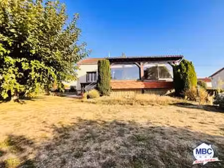 vente maison à montrevault (49110) : à vendre / 141m² montrevault