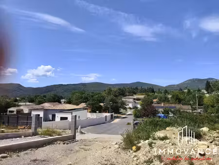 terrain à batir de 1004 m2 au prix de 89000€