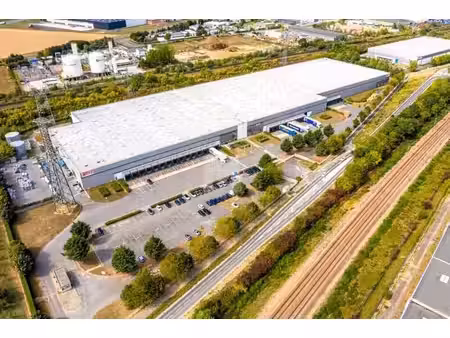 location entrepôt moissy cramayel 77550 10997m²
