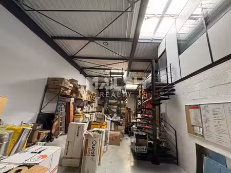 location local d’activités saint-étienne 42000 385m²