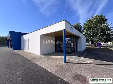 vente bureau antran 290 m²