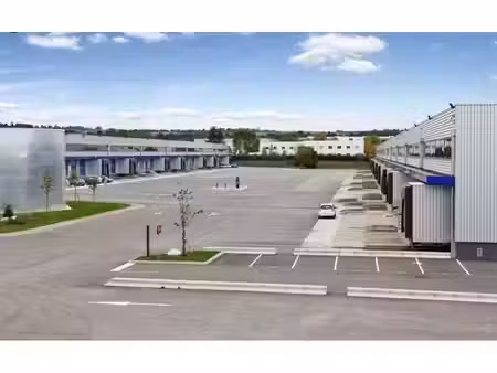 location entrepôt / local d'activités st quentin fallavier 5 388 m²