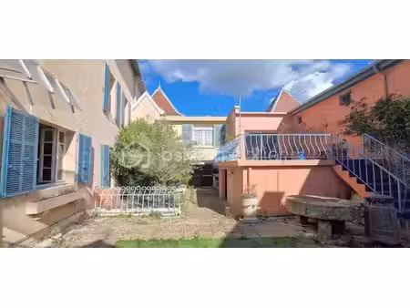 vente immeuble 10 pièces 415 m² à saint-vincent-de-tyrosse (40230)  530 000 €