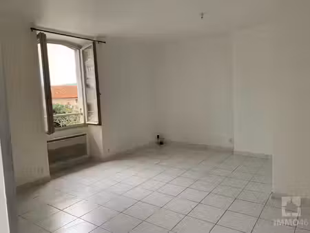 location appartement 2 pièces 38m² castelfranc 46140