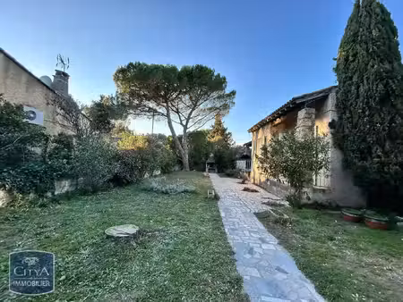 maison à louer 5 pièces 165 m² - villeneuve-lès-avignon (30) - 1 990€