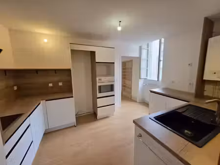 vente appartement 3 pièces 74 m² à tarbes (65000)  123 000 €