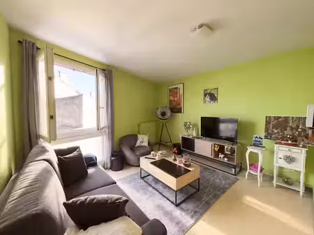 vente appartement 1 pièce 28.3 m² à saint-amand-montrond (18200)  29 700 €