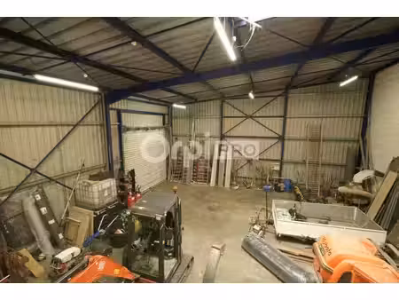 location local d’activités 239m²