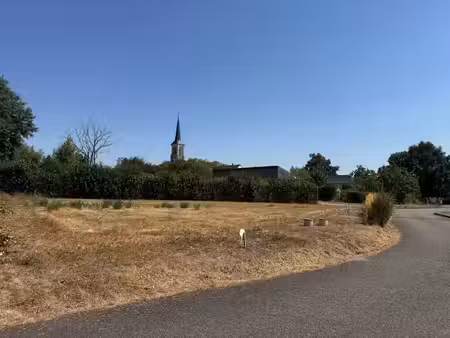 vente terrain 985 m² à niafles (53400)  31 806 €