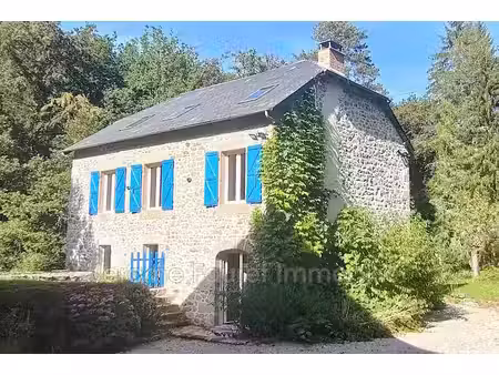 location maison 4 pièces 130.66 m² à egletons (19300)  1 400 €