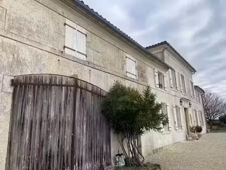 vente propriété 11 pièces 205 m² à segonzac (16130)  270 000 €