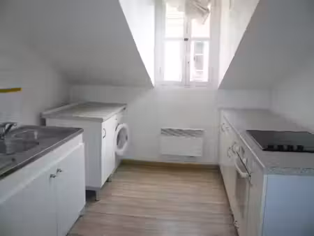 location appartement 3 pièces 51m2 grenoble 38000 - 674 € - surface privée