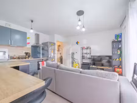 appartement laxou 2 pièces 44 m2 / balcon et parking