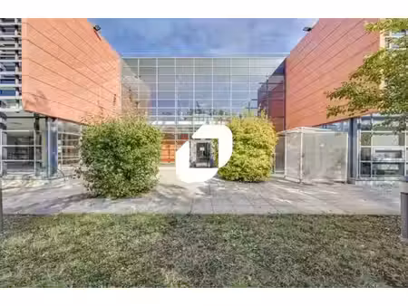 location bureaux saint priest 69800 180m² à 5601m²