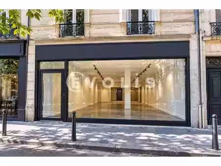 location commerce le bouscat 33110 54m²