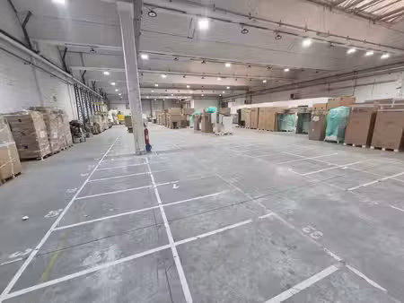 location entrepôt gonesse 95500 1400m²