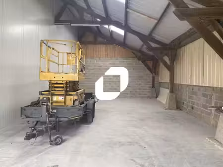 location local d’activités livilliers 95300 120m²