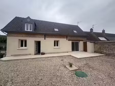 location maison 4 pièces 93m²
